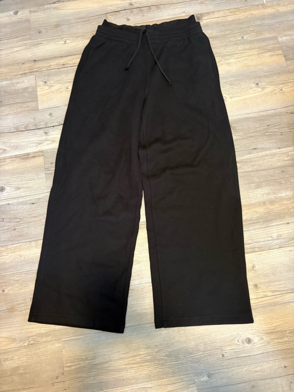 SKIMS Kim Kardashian cotton fleece exposed boxer pants small new with tags